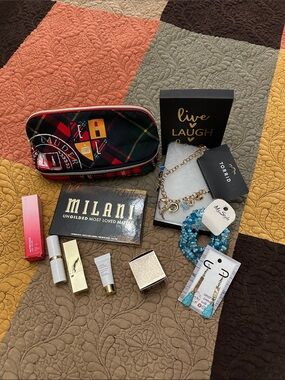 Estée Lauder Plaid Cosmetic Bag, skin care and Jewelry